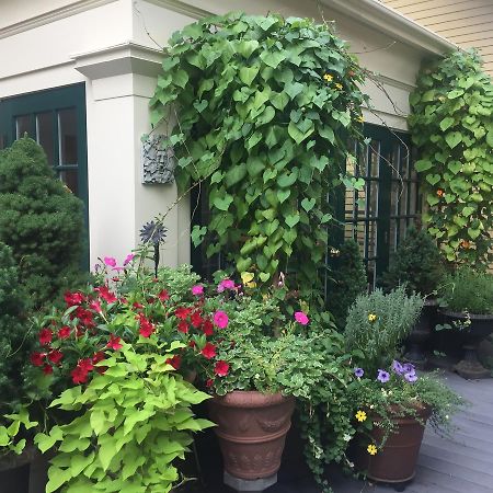 Mary Prentiss Inn Кеймбридж Екстериор снимка